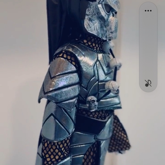 Alien Predator Warrior Costume BOYS 9/10 - Black and Silver - Picture 8 of 14